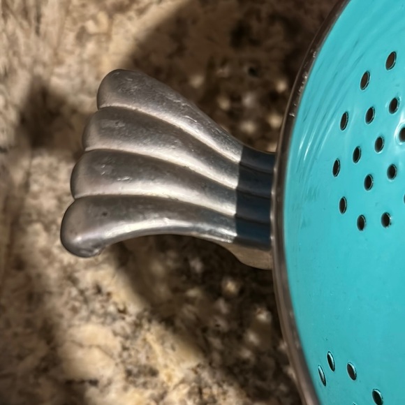 Fiestaware Turquoise Colander - Picture 3 of 10